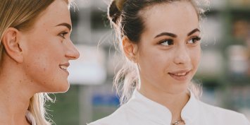 Experiência do cliente nas farmácias: dicas para 2024